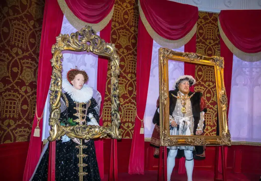 King Henry 8th and Queen Elizabeth I wax figures