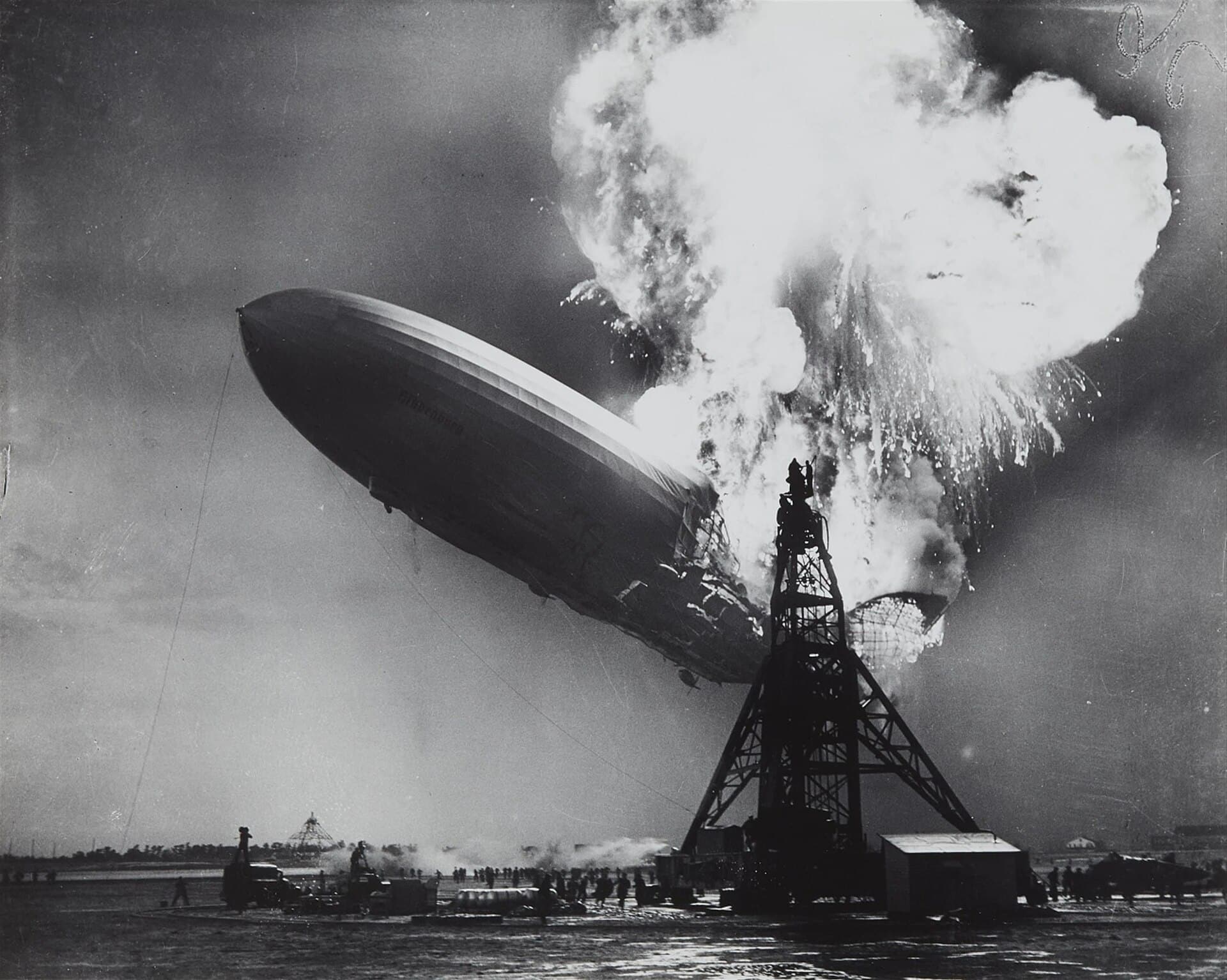 Seconds From Disaster: Hindenburg Disaster Jpg