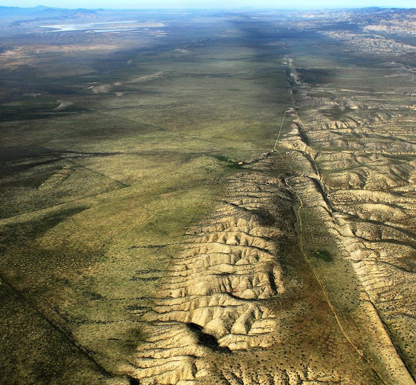 San Andreas Fault: Aerial-Sanandreas-Carrizoplain Jpg