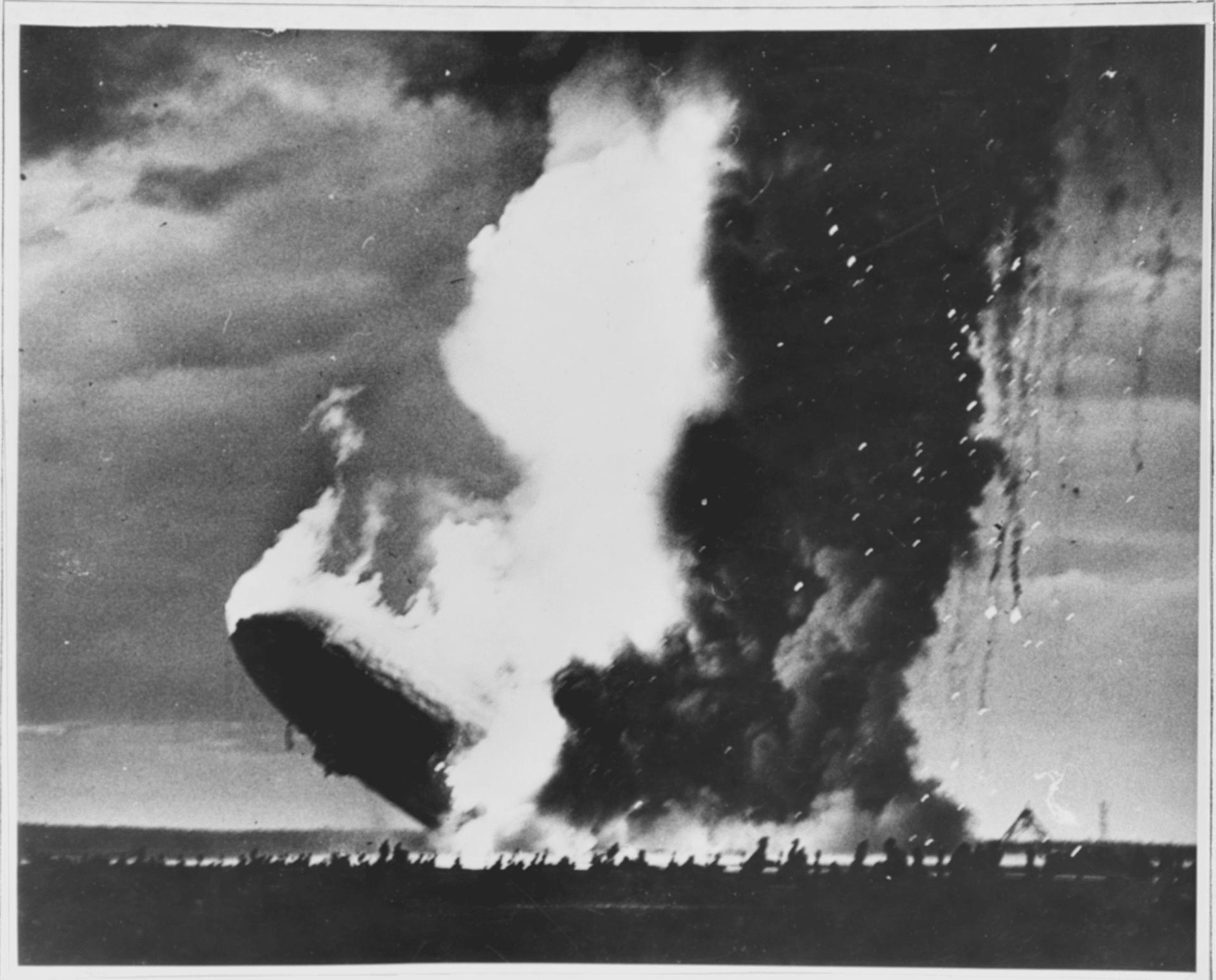 Seconds From Disaster: Nh 57973 Airship Hindenburg Disaster 6 May 1937 Png